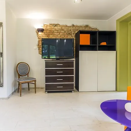 Insopot - Picasso - Near The Sea * Sopoty