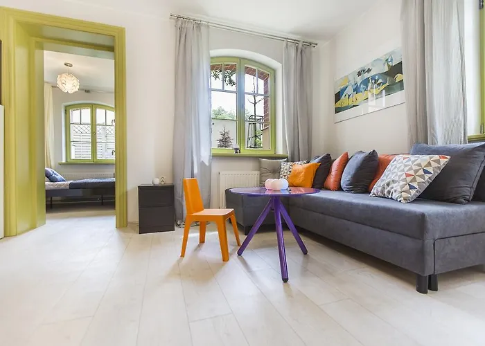 Апартаменти Insopot - Picasso - Near The Sea Сопот